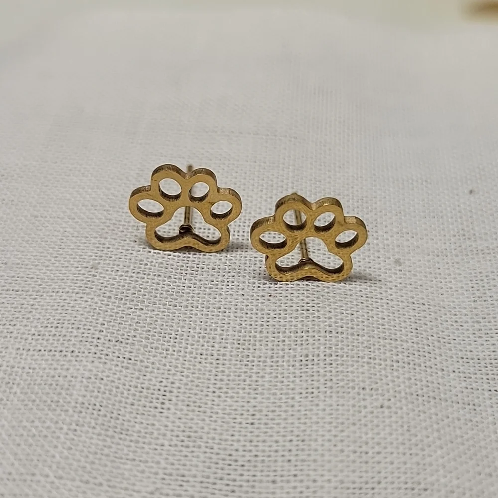 Pawprint Gold Hollow Stud Earrings, unisex, choice of color - Picture 6 of 9
